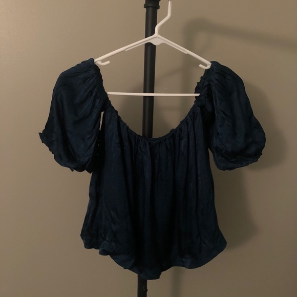 Urban Outfitters Green Silk Crop Top - Picture 2 of 2